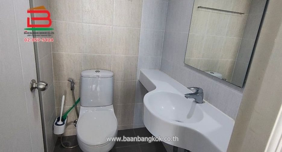 For sale 1 bed condo in Chom Thong, Bangkok
