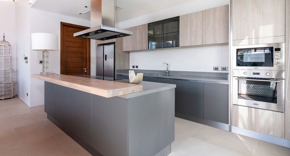 Villa zum Kauf mit 4 Zimmer in Thalang, Phuket