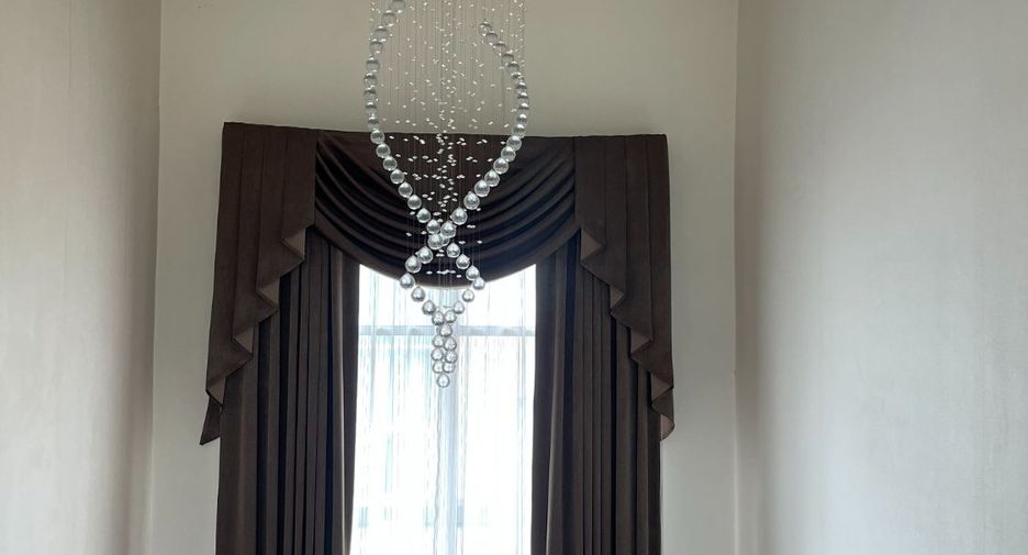 For sale 3 bedrooms house in Nong Khaem, Bangkok