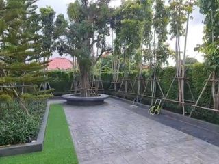 For rent and for sale 4 bed house in Bang Bo, Samut Prakan