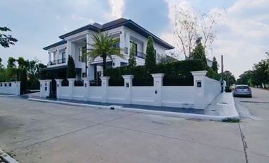 À louer et à vendre 4 chambres maison à Bang Bo, Samut Prakan