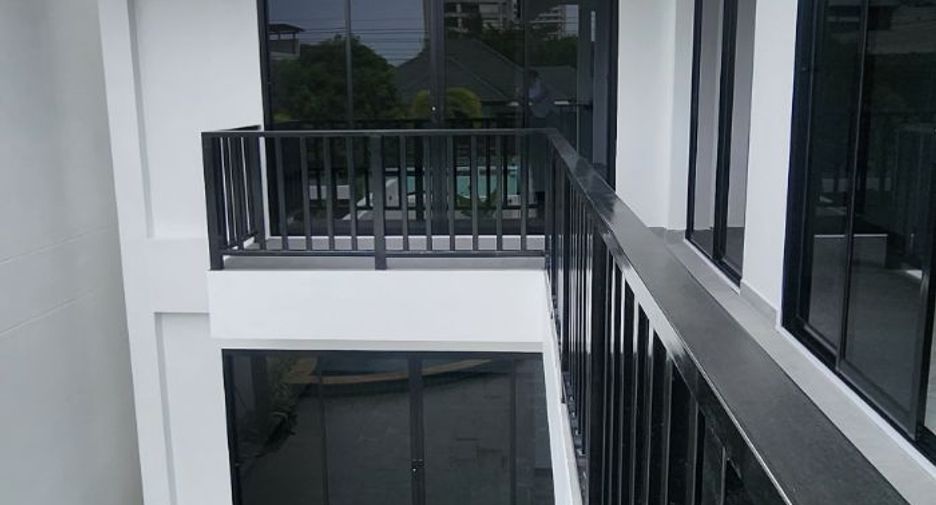 For sale 4 bed villa in Mueang Rayong, Rayong