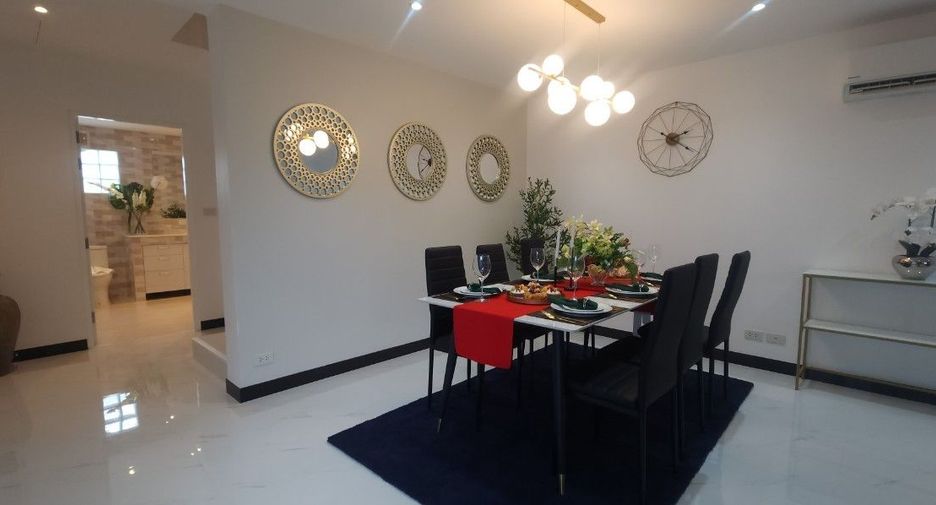 For sale 4 bed villa in Mueang Rayong, Rayong