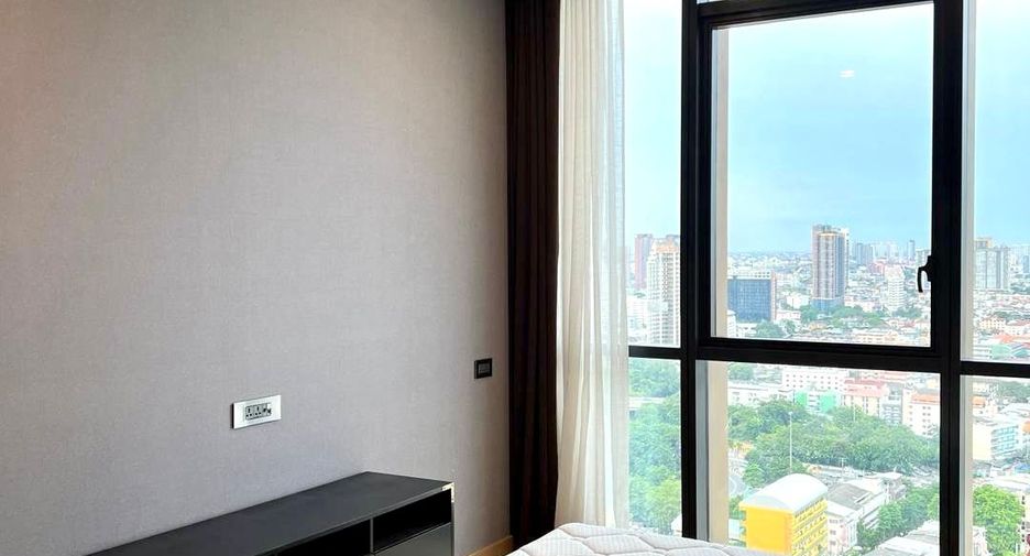 For sale 2 bedrooms condo in Watthana, Bangkok