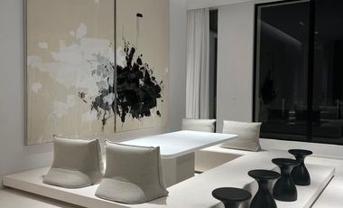 For sale 4 bedrooms condo in Khlong Toei, Bangkok