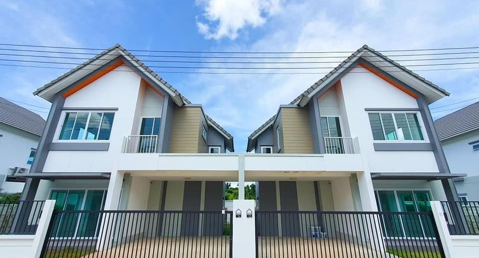 For sale 3 bedrooms townhouse in Mueang Ubon Ratchathani, Ubon Ratchathani