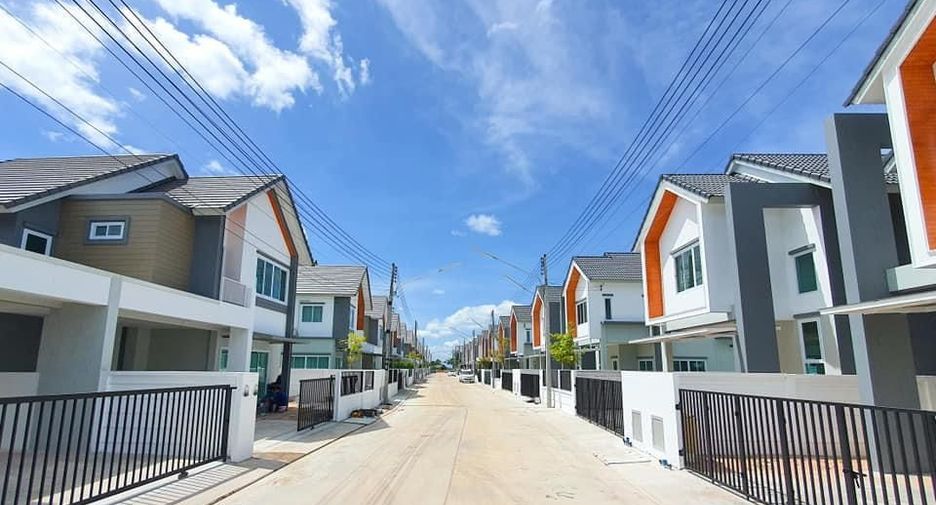 For sale 3 bedrooms townhouse in Mueang Ubon Ratchathani, Ubon Ratchathani