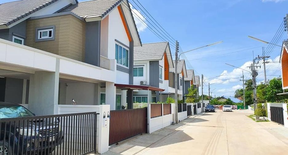 For sale 3 bedrooms townhouse in Mueang Ubon Ratchathani, Ubon Ratchathani