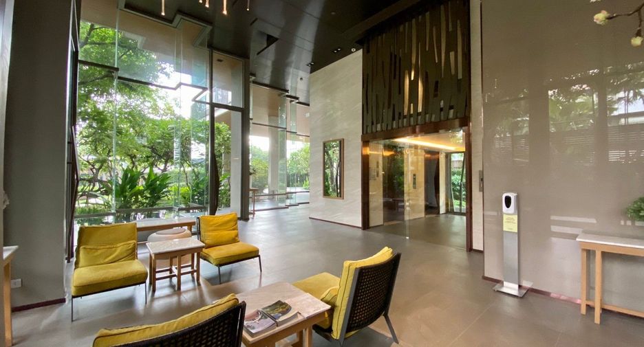 For sale 3 bedrooms condo in Yan Nawa, Bangkok