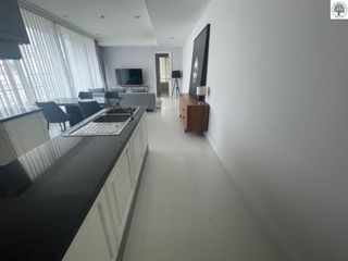 For sale 2 bed condo in Watthana, Bangkok