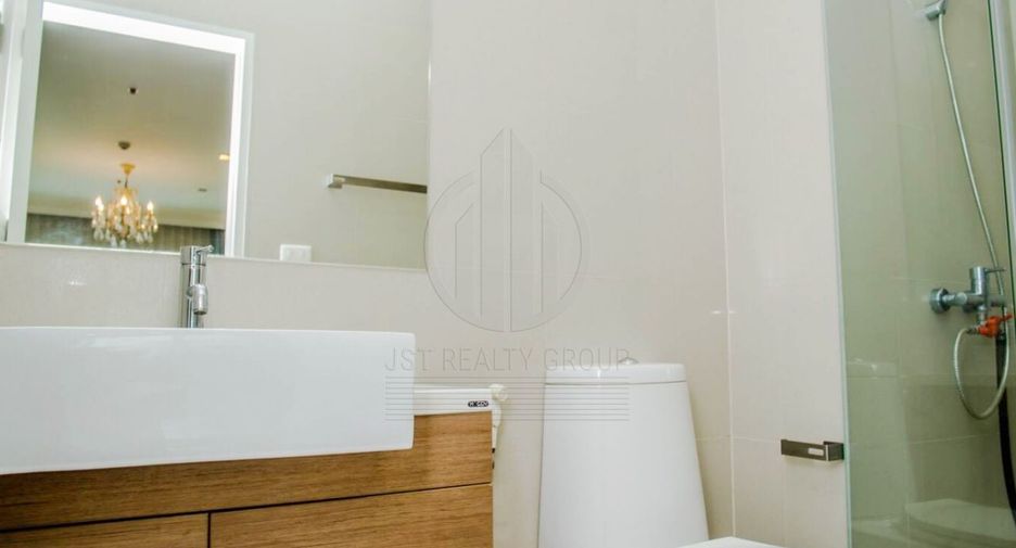 À vendre 2 chambres condo à Khlong Toei, Bangkok