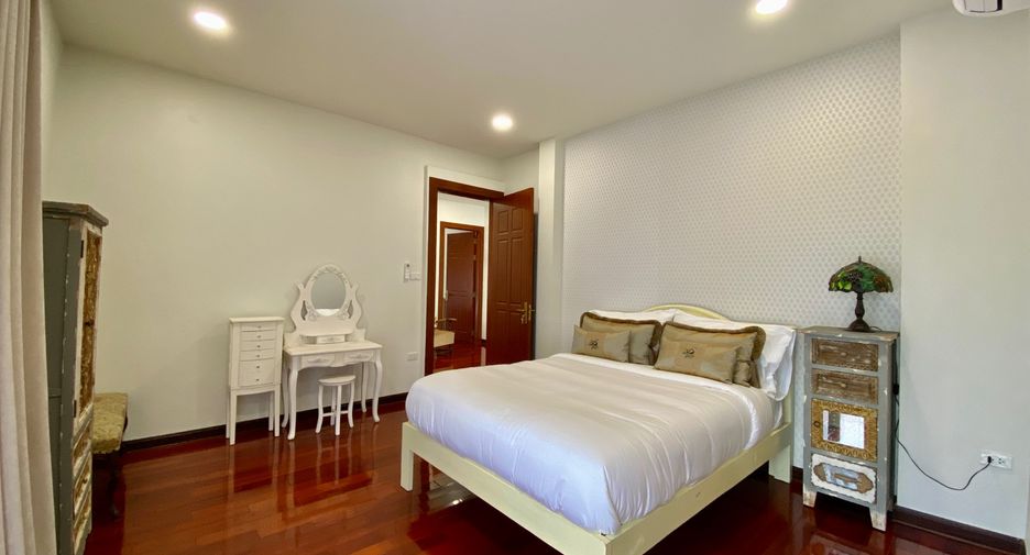Haus zum Kauf mit 4 Zimmer in Saraphi, Chiang Mai