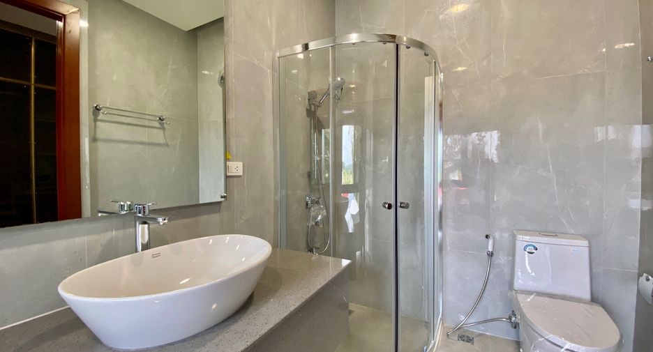 Haus zum Kauf mit 4 Zimmer in Saraphi, Chiang Mai