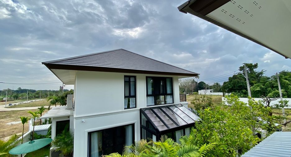 Haus zum Kauf mit 4 Zimmer in Saraphi, Chiang Mai