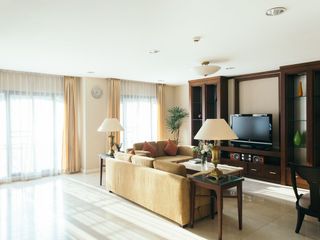 出租 4 卧室 公寓 在 Bang Na, 曼谷