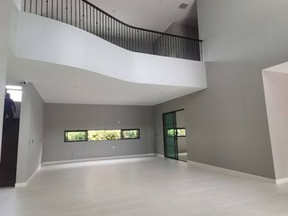 For sale 5 Beds house in Bang Khae, Bangkok