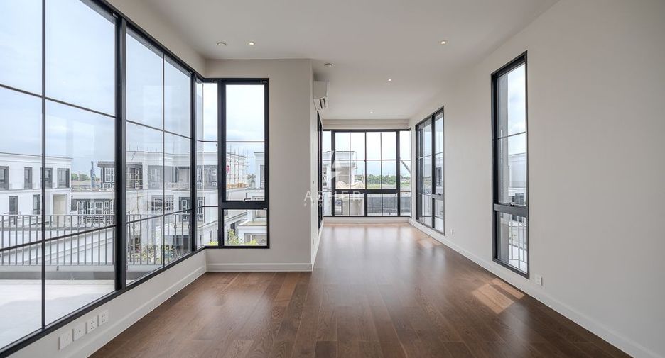 For sale 5 ベッドルーム house in Saphan Sung, Bangkok
