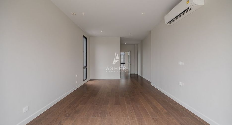For sale 5 ベッドルーム house in Saphan Sung, Bangkok