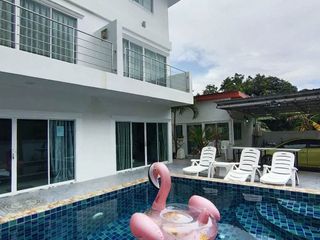 For sale 7 bed hotel in Mueang Rayong, Rayong