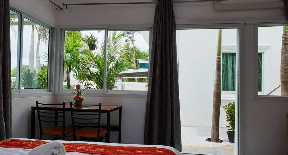 For sale 7 bedrooms hotel in Mueang Rayong, Rayong