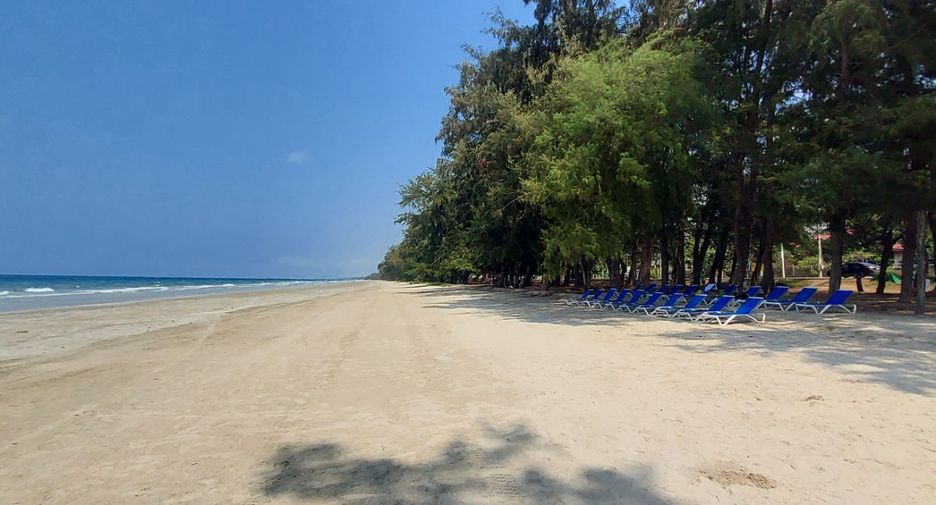 For sale 7 bedrooms hotel in Mueang Rayong, Rayong