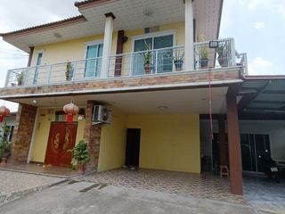For sale 5 Beds house in Phan Thong, Chonburi