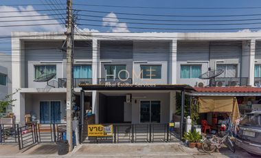 For sale 3 bed townhouse in Bang Khun Thian, Bangkok