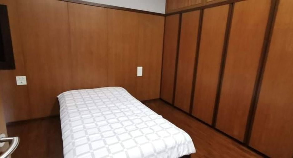 Reihenhaus zum Kauf mit 3 Zimmer in Watthana, Bangkok