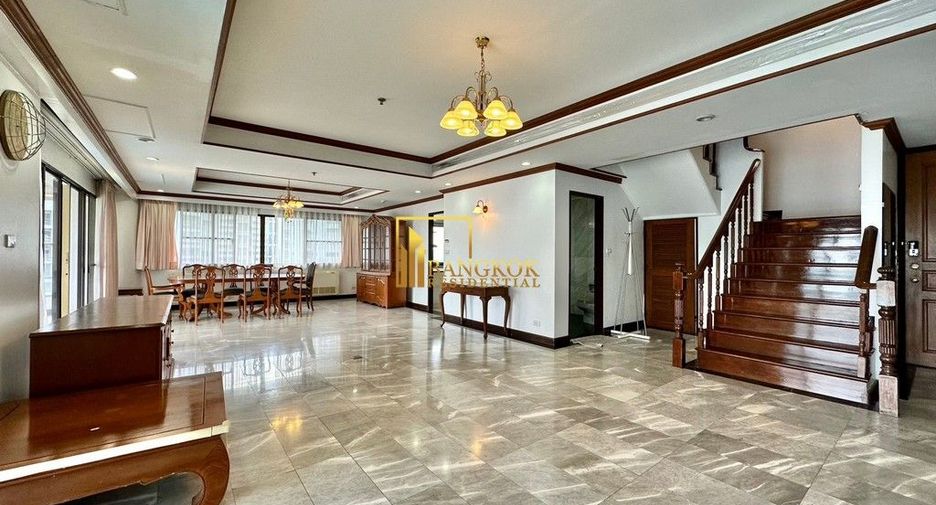 For sale 6 Beds condo in Khlong Toei, Bangkok