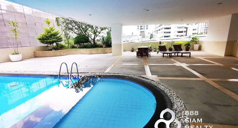 For sale 2 bedrooms condo in Watthana, Bangkok