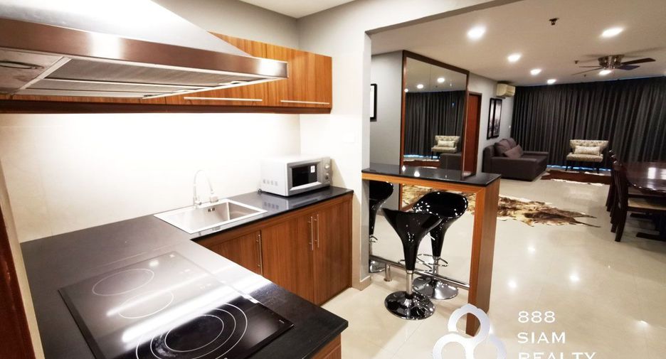 For sale 2 bedrooms condo in Watthana, Bangkok