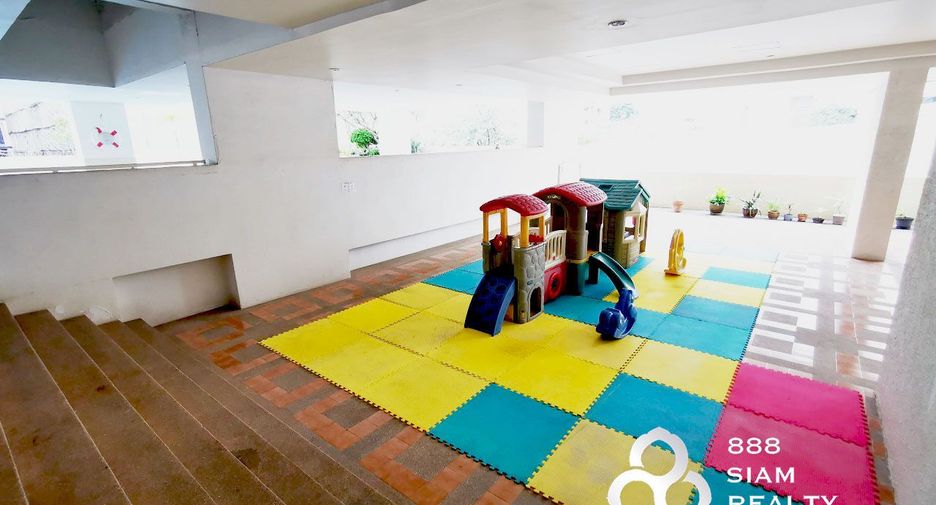 For sale 2 bedrooms condo in Watthana, Bangkok
