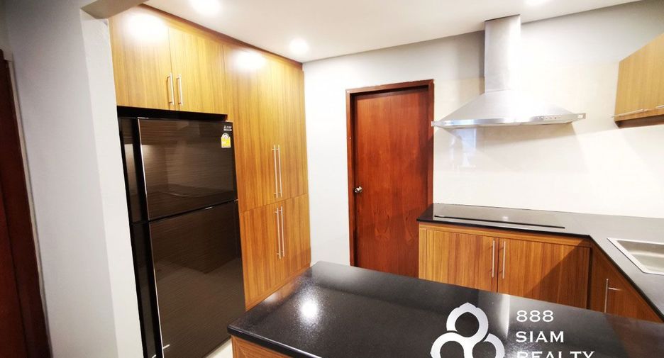 For sale 2 bedrooms condo in Watthana, Bangkok