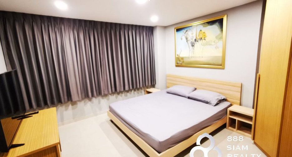 For sale 2 bedrooms condo in Watthana, Bangkok