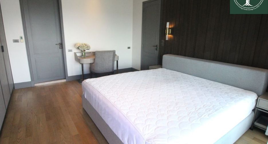 For rent and for sale 3 bedrooms condo in Khlong Toei, Bangkok