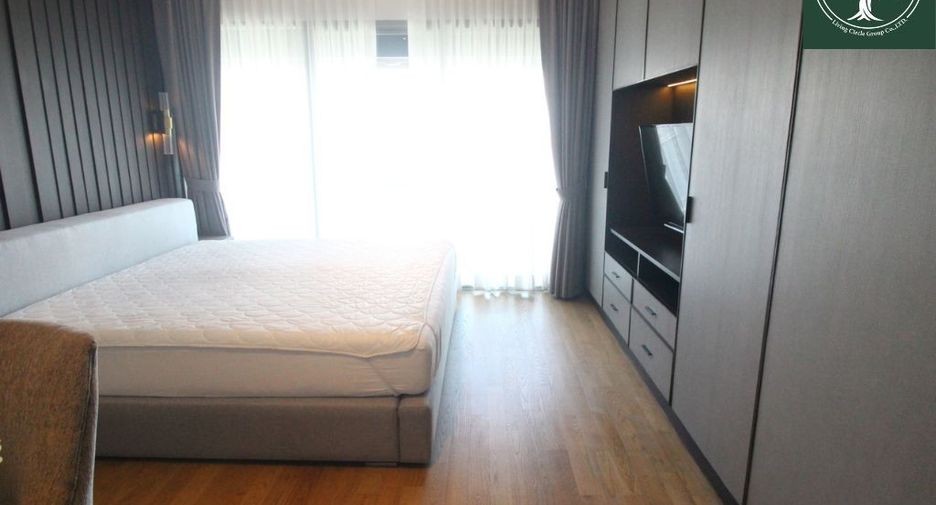 For rent and for sale 3 bedrooms condo in Khlong Toei, Bangkok