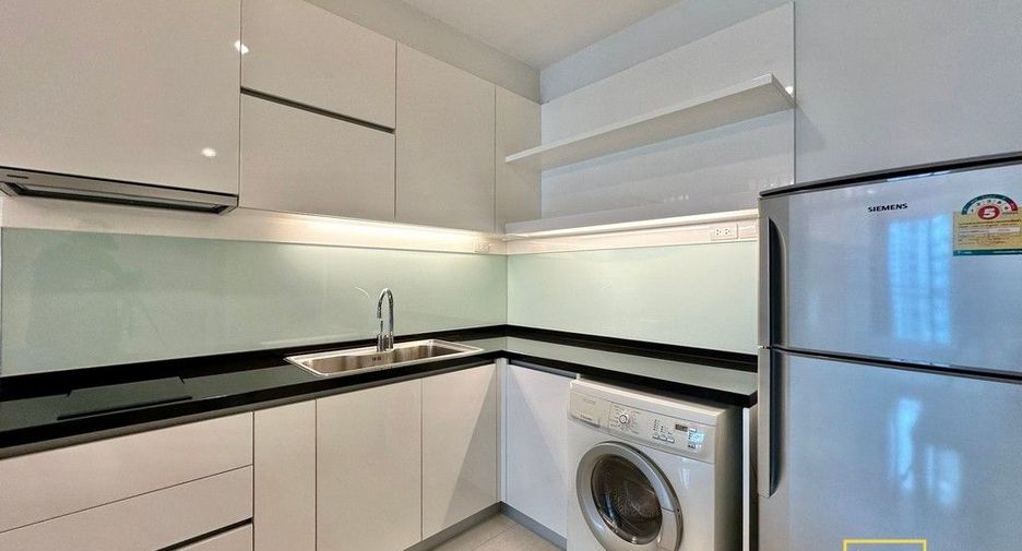 Condo en alquiler de 1 habitaciones en Khlong Toei, Bangkok