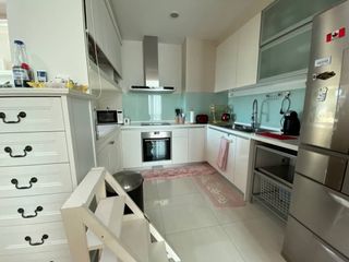 Condo en venta de 3 habitaciones en Khlong Toei, Bangkok
