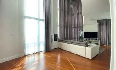 Wohnung zum Kauf mit 3 Zimmer in Khlong Toei, Bangkok