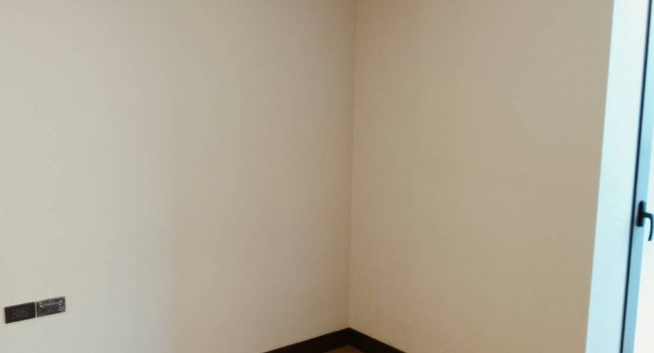 For rent 3 ベッドルーム condo in Khlong Toei, Bangkok
