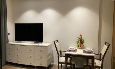À louer et à vendre 1 chambre condo à Khlong Toei, Bangkok