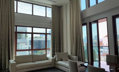For rent 33 Beds condo in Khlong Toei, Bangkok
