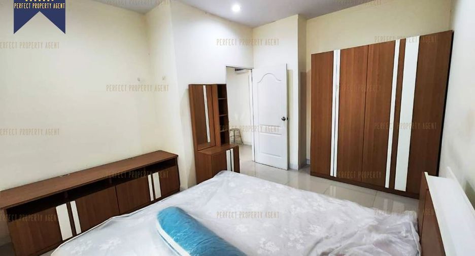 For rent 4 bed townhouse in Mueang Samut Sakhon, Samut Sakhon