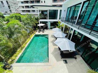 À vendre et à louer 6 chambres villa à Bang Lamung, Chonburi