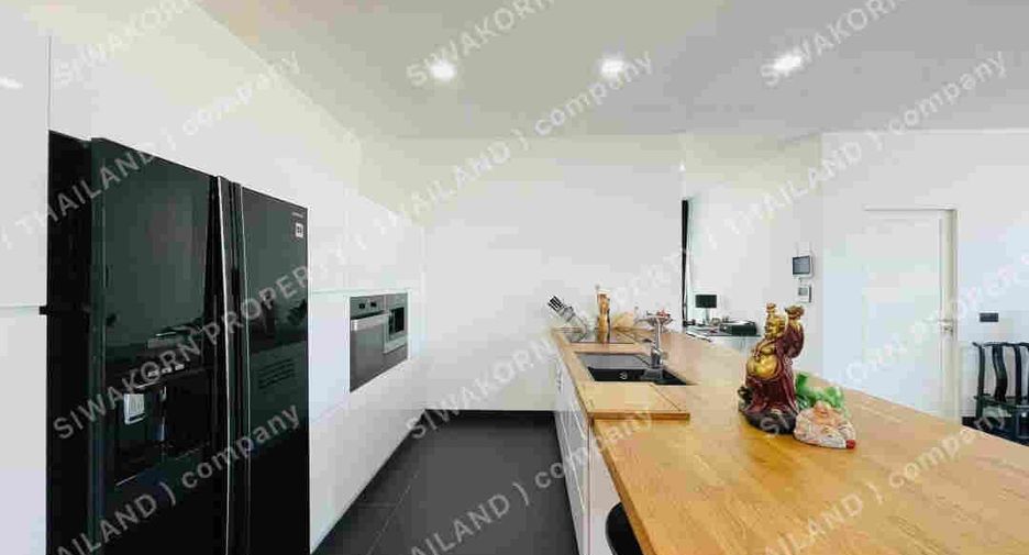 Villa en venta y en alquiler de 6 habitaciones en Bang Lamung, Chonburi