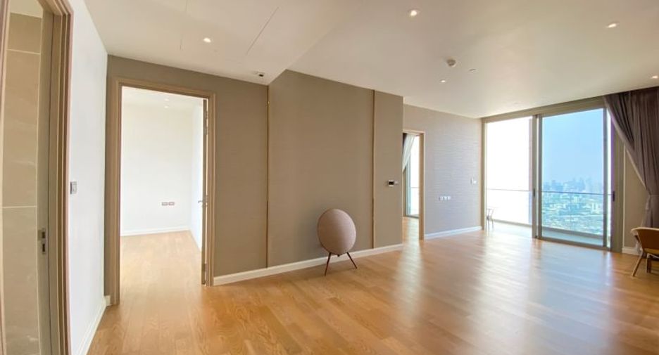 For sale 3 bedrooms condo in Khlong San, Bangkok