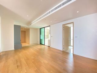 For sale 3 bedrooms condo in Khlong San, Bangkok