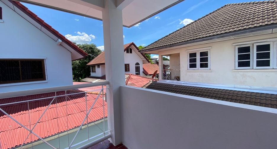 For rent 3 bedrooms house in San Sai, Chiang Mai
