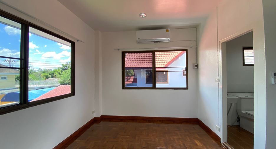 For rent 3 bedrooms house in San Sai, Chiang Mai