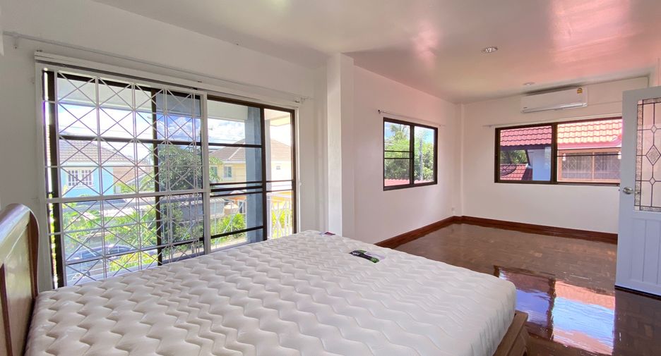 For rent 3 bedrooms house in San Sai, Chiang Mai